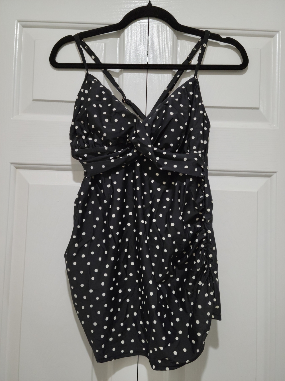 Liz Lange Maternity Black and White Polka Dot Swim Top